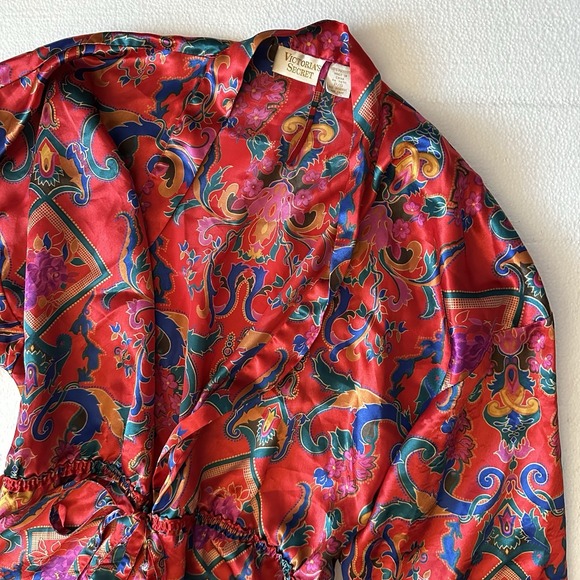 VTG Victoria's Secret Gold Label Satin Kimono Robe PS Red Holiday Floral Paisley - Picture 6 of 6